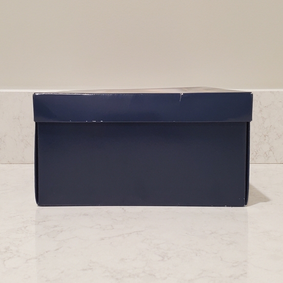 Thomas Kinkade "Light Up the Season" Luminary Glass Ornament Set - Picture 14 of 16